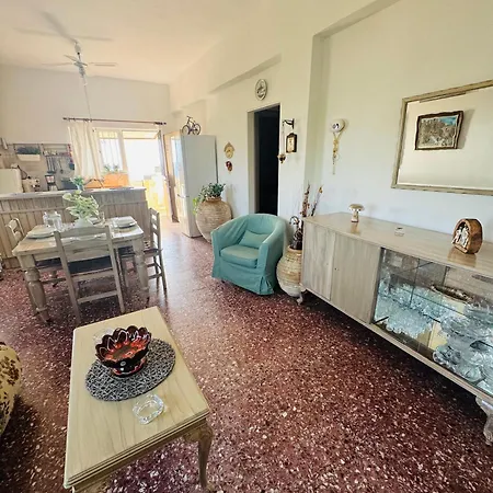Apartment Mani Spot Nezoulas