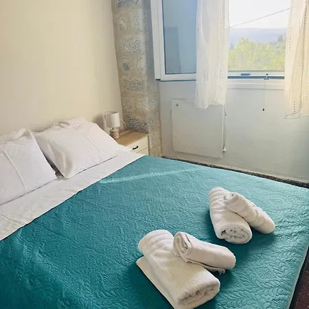 Διαμέρισμα Mani Spot Nezoulas *