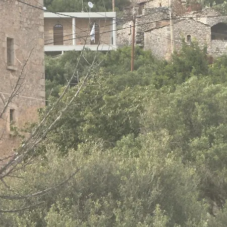 Apartment Mani Spot Nezoulas Alika