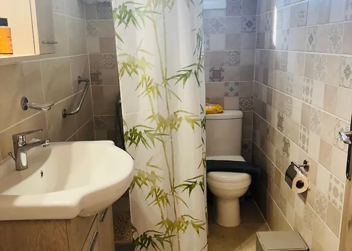 Mani Spot Nezoulas Apartman Álika