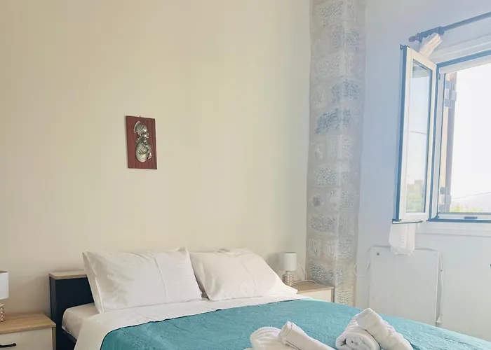 Mani Spot Nezoulas Διαμέρισμα Άλικα