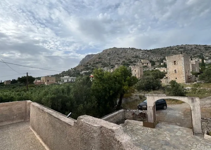 Mani Spot Nezoulas Apartman *